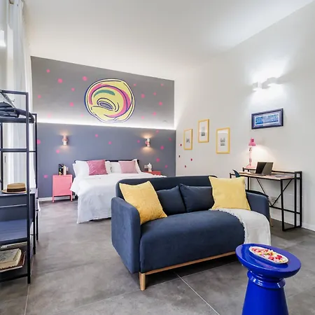 Pallamaglio Apartment *