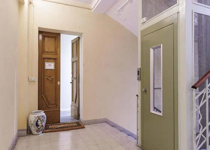 Pallamaglio Apartment *